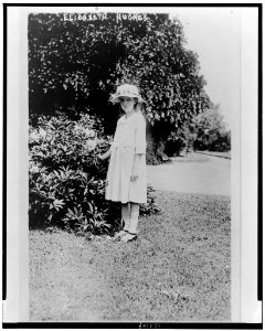 Elizabeth Hughes, full-length portrait, standing, facing front LCCN98507201
