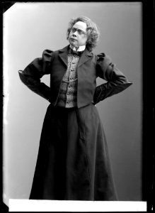 Ella Lennartsson in Nr 30 Gustafsson at Södra teatern 1908 - SMV - GL045