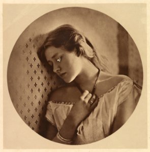 Ellen Terry, at the age of sixteen MET DP295238
