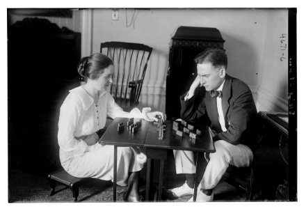 Elliott Shaw & wife LCCN2014707513