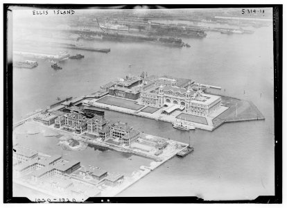 Ellis Island LCCN2014711712