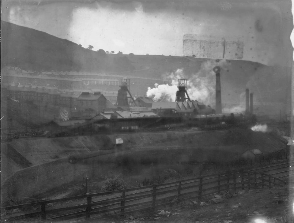 Elliotts Town Colliery, New Tredegar (4785913)