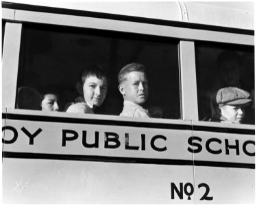 Eloy District, Pinal County, Arizona. Children in a democracy. Bus carries migratory cotton pickers' . . . - NARA - 522030