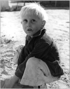 Eloy District, Pinal County, Arizona. Child in cotton picker's camp. - NARA - 522016