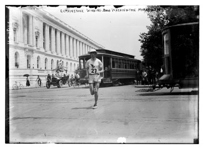 Elphinstone Winning Washington marathon LCCN2014689186