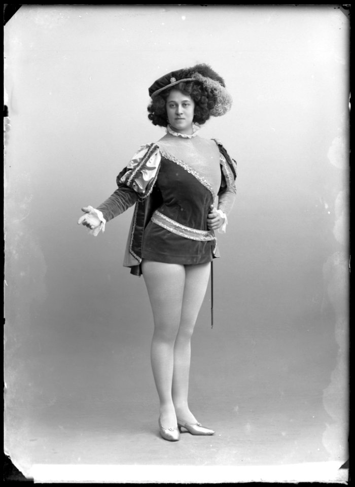Elsa Källmodin in Tokiga Amelie at Södra teatern 1910 - SMV - GK067