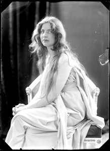 Elsa Claesson, rollporträtt - SMV - GC017