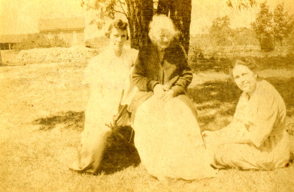 Elsie and Minnie Shingler Urana Anderson