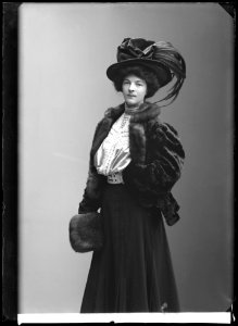 Elsa Nilsson, actor, portrait 1907 - SMV - NN013