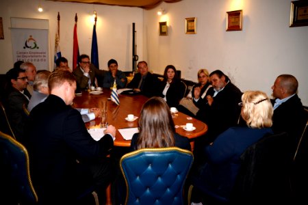 Emb. Keiderling visita Maldonado (34023754970)