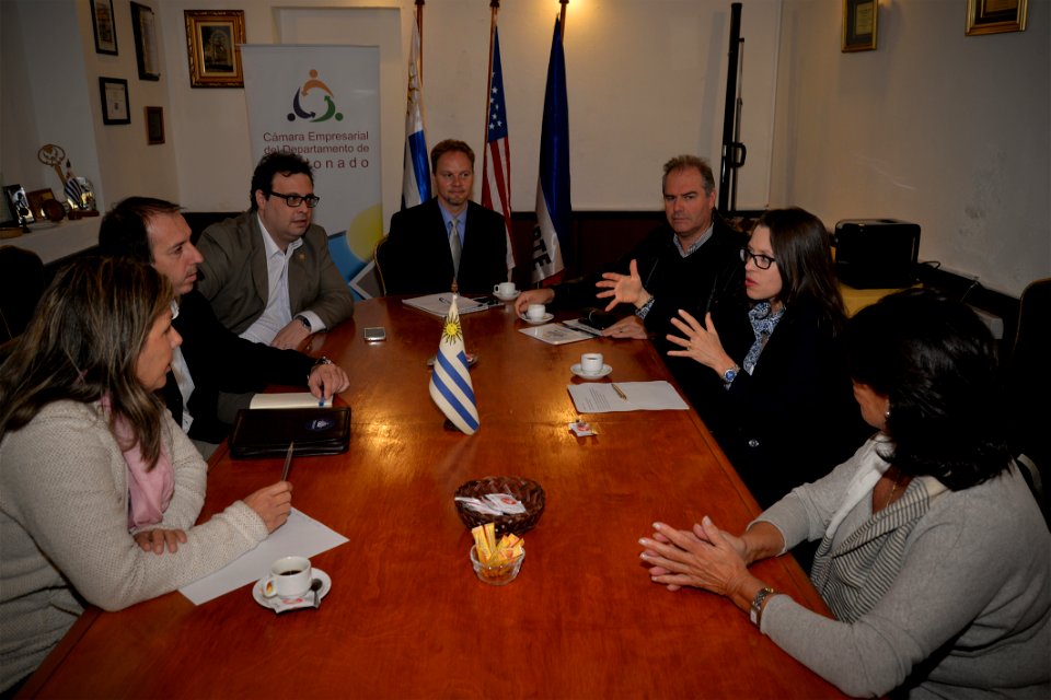 Emb. Keiderling visita Maldonado (34023745170)