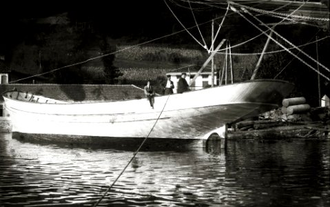 Embarcación de pesca en los 'Astilleros de Pasajes San Juan S.A.' (3 de 3) - Fondo Car-Kutxa Fototeka