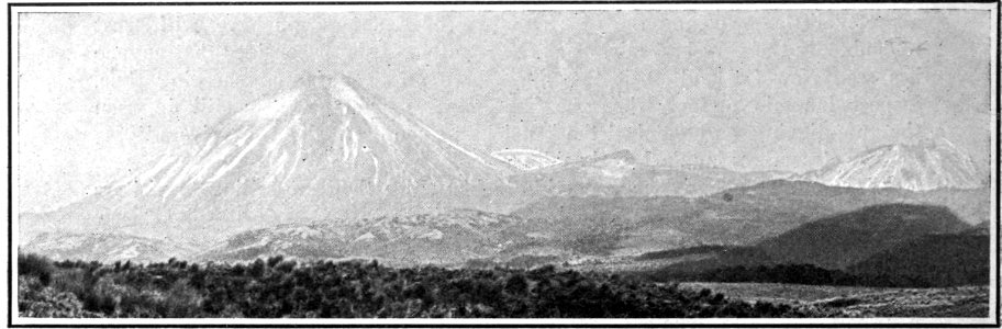 Emerald Hours in New Zealand (1906) · Lowth · 240 photo