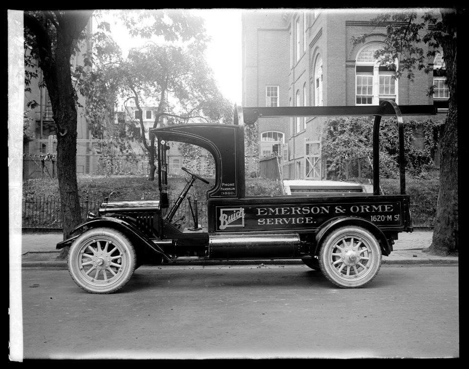 Emerson & Orme, service truck LCCN2016823757