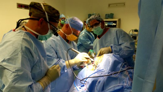 Emergency neurosurgery in Afghanistan 140921-N-JY715-577