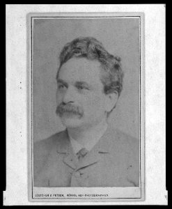 Emil Blum, head-and-shoulders portrait, facing left) - Loescher & Petsch, Königl. Hof-Photographen LCCN2005696325
