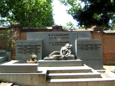 Emiliano Barral Panteón Luchsinger 1935