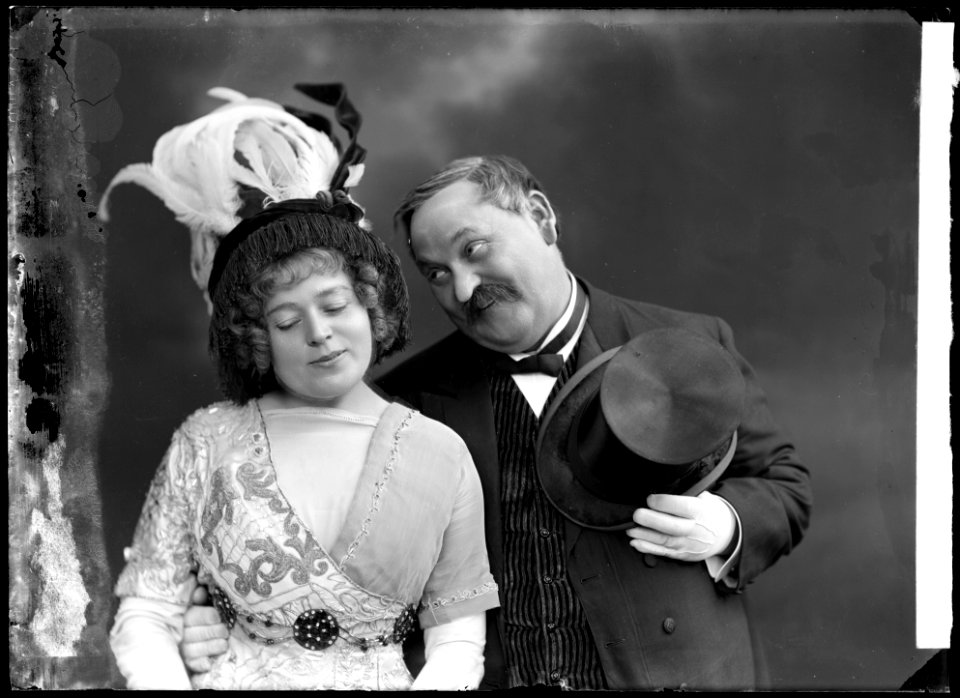 Emma Meissner and Axel Ringvall in Kyska Susanna at Oscarsteatern 1911 - SMV - NR058
