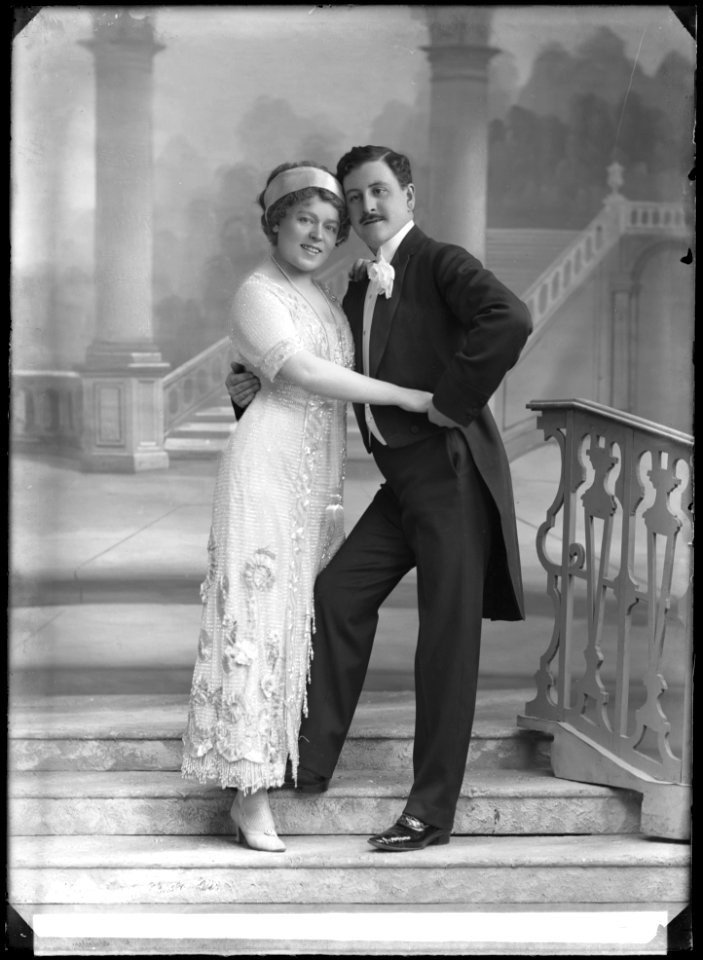 Emma Meissner and Thorleif Allum in Greven av Luxemburg at Oscarsteatern 1910 - SMV - NM025