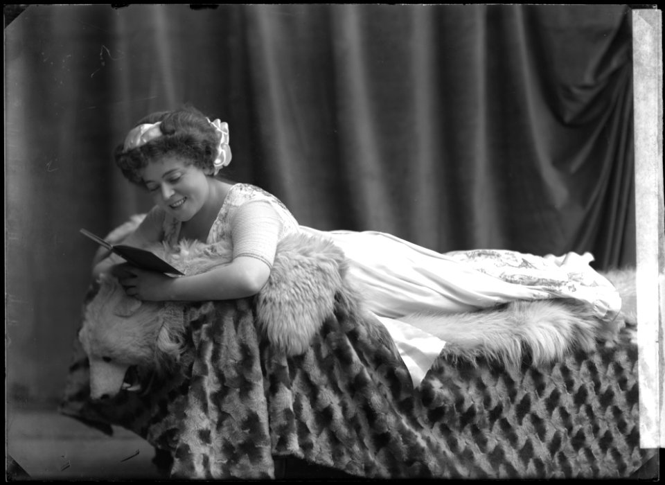 Emma Meissner in Dollarprinsessan at Oscarsteatern 1908 - SMV - NM022