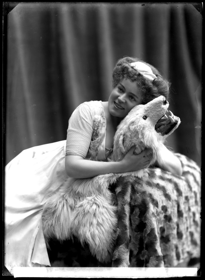 Emma Meissner in Dollarprinsessan at Oscarsteatern 1908 - SMV - GM024