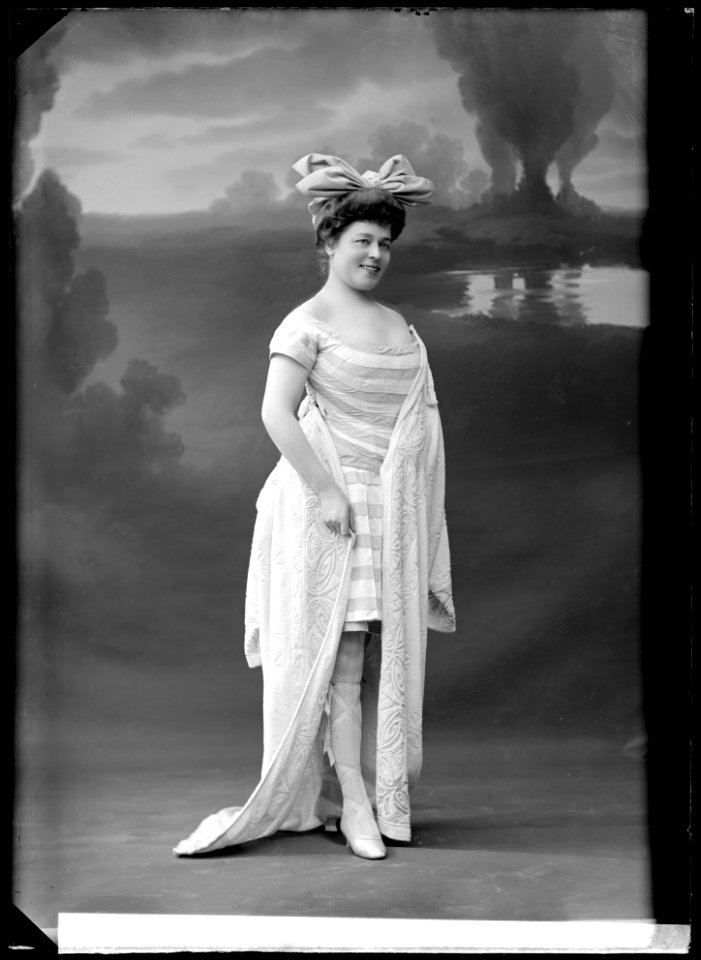 Emma Meissner in Niniche at Djurgårdsteatern 1908 - SMV - GM023