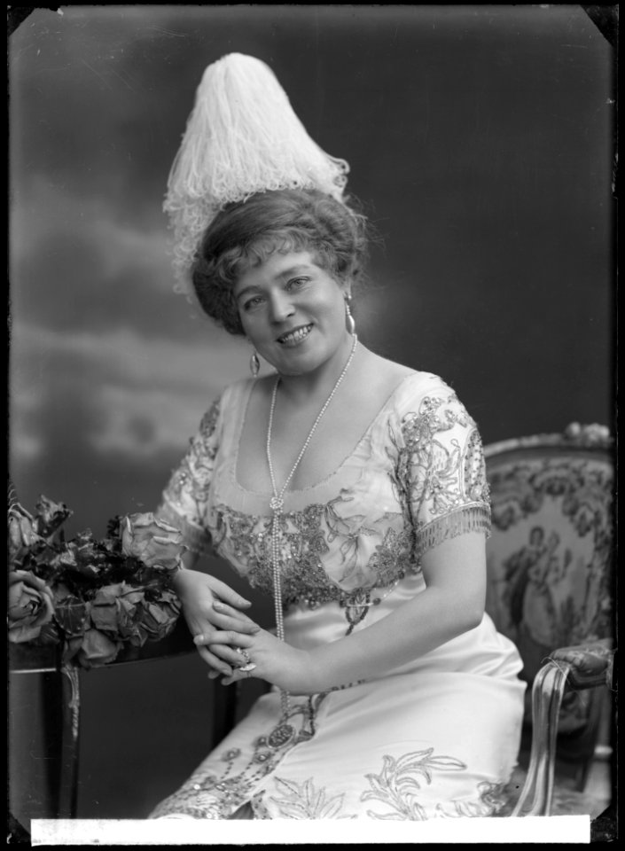 Emma Meissner in Kyska Susanna at Oscarsteatern 1911 - SMV - NM028