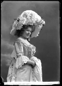 Emma Meissner in Vackra ladyn at Oscarsteatern 1911 - SMV - GM030