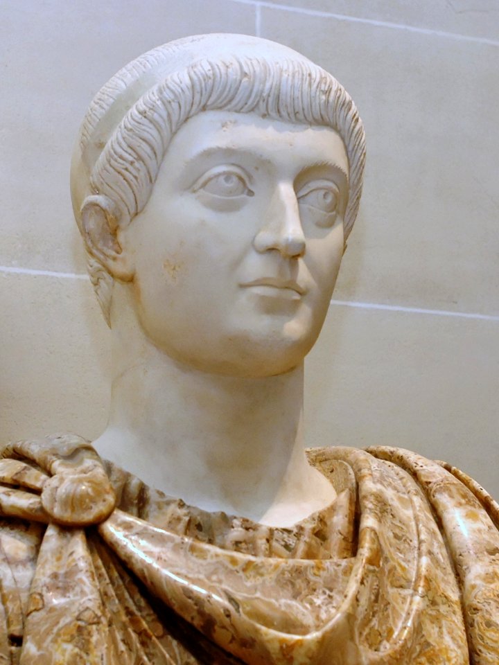 Emperor Constans Louvre Ma1021