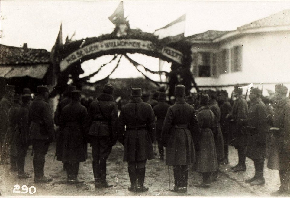 Empfang in Tirana. (BildID 15573491)