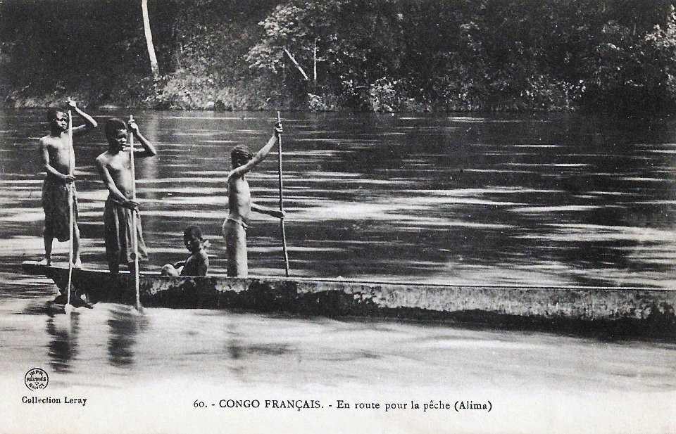 En route pour la pêche (Alima)-Congo Français