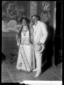 En smekmånad i Kina, Operett-teatern 1909. Rollporträtt - SMV - OpT007