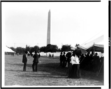 Encampment of the G.A.R. in Washington, D.C. with Washington Monument in background LCCN92511953