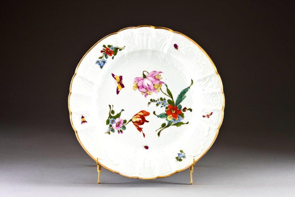 Engelsk porslinstallrik från 1700-talet slut - Hallwylska museet - 93902
