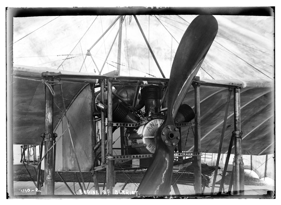 Engine of Bleriot LCCN2014688799