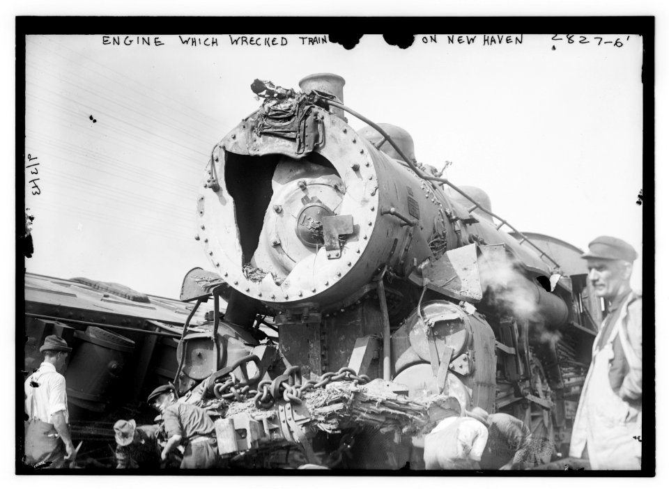 Engine which wrecked train on New Haven LCCN2014694249