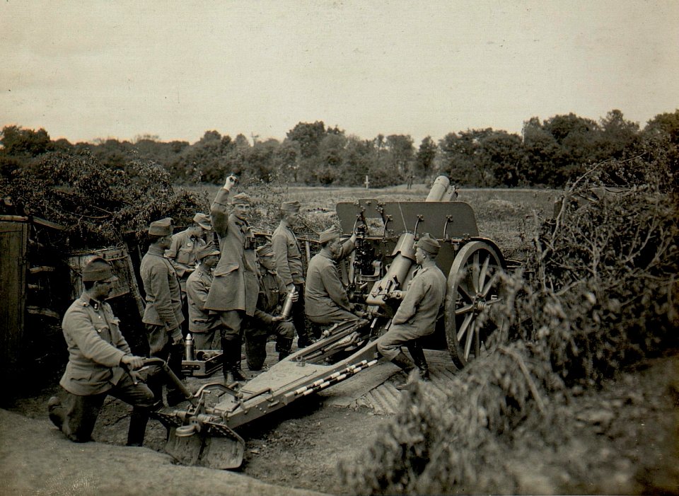 Geschütz Stellung bei HIR. 309 in Sokolow (BildID 15524572)