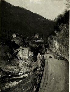 Gesprengte Brücke bei Cencenighe. (BildID 15417459)