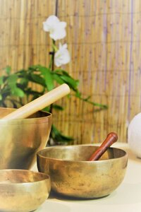 Massage sound massage oriental traditional