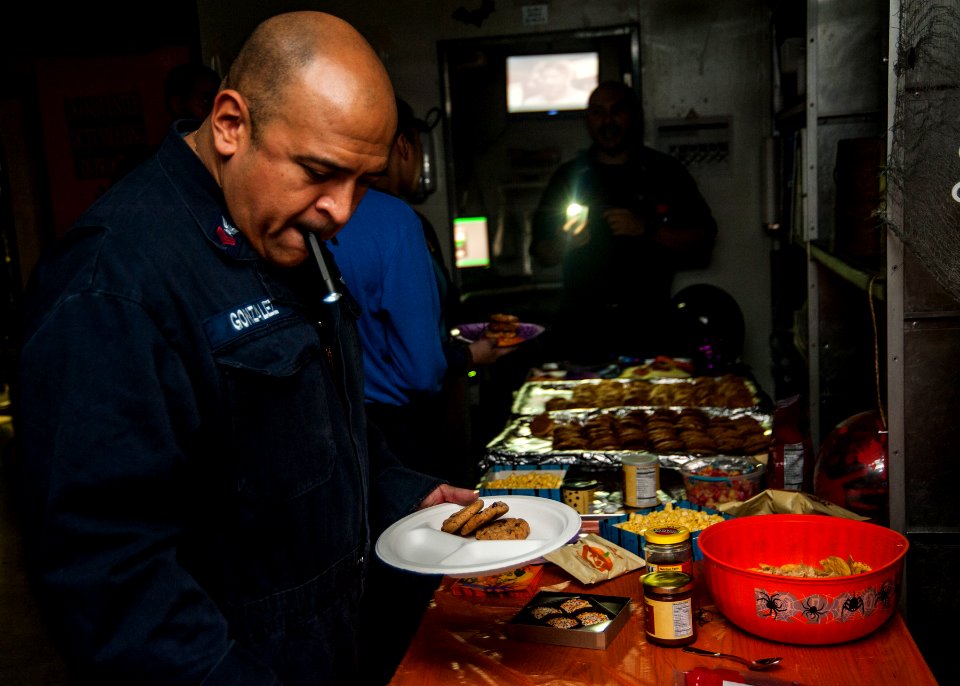 Engineering Department holds holiday party aboard USS Carl Vinson 141031-N-WD464-108