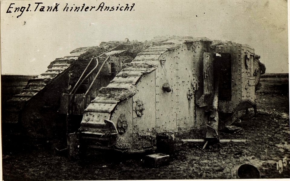 Englischer Panzer, Rückansicht. (BildID 15585516)