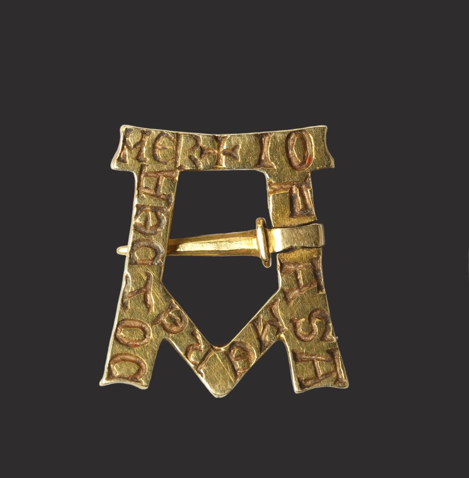English - Amuletic Brooch - Walters 571987 - Back