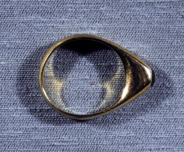 English - Stirrup-Type Ring - Walters 571986