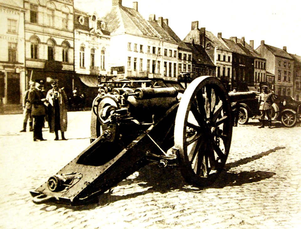 English Gun Taken at Ypres Belgium during WWI German occupation (29586709150)