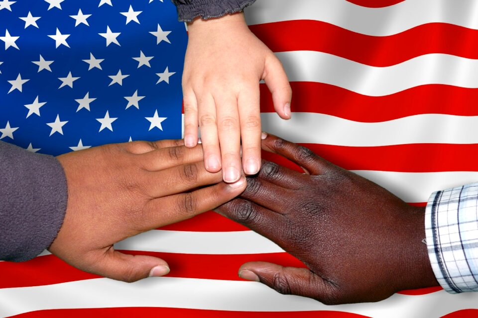 Merge immigrants community