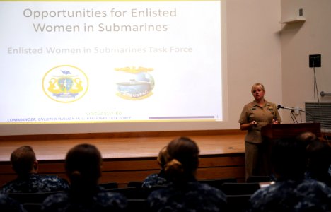 Enlisted Women in Submarines Task Force Visit NSE 161116-N-WX604-009