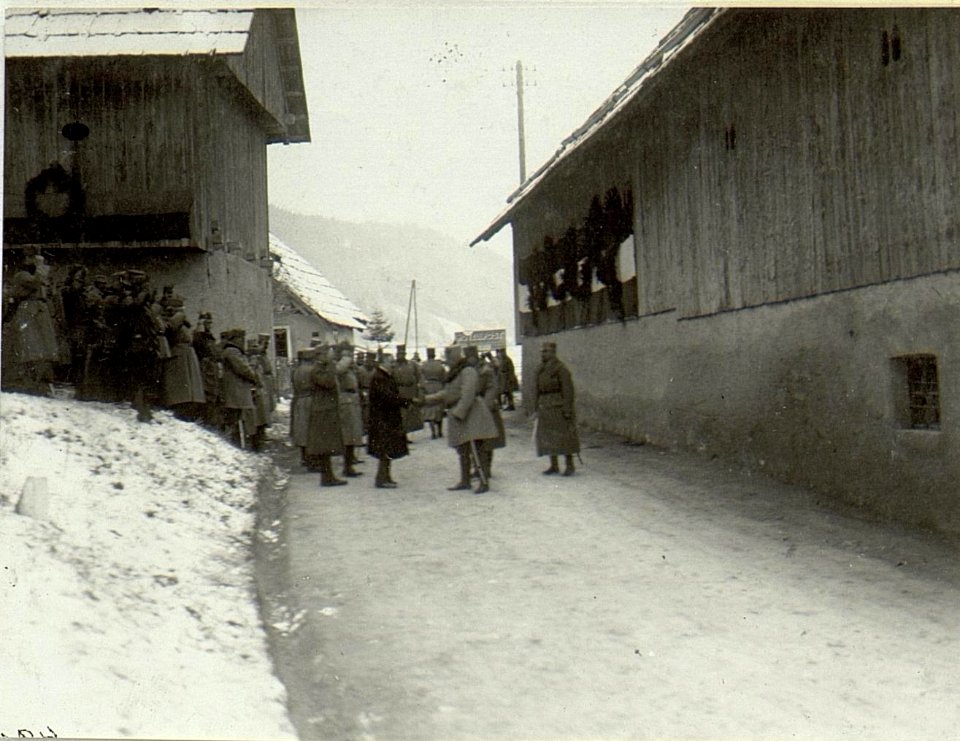 Enthüllung des Gedenksteines für Feldmarschallleutnant Karl Schneider Freiherr von Arno, Ankunft seiner Exzellenz Generall der Kavallerie Rohr (BildID 15462671)