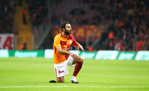 Yellow red football player football