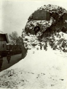 Enthüllung des Gedenksteines für Feldmarschallleutnant Karl Schneider Freiherr von Arno, Exzellenz Generall der Kavallerie Rohr, Der Gedenkstein (BildID 15462720)