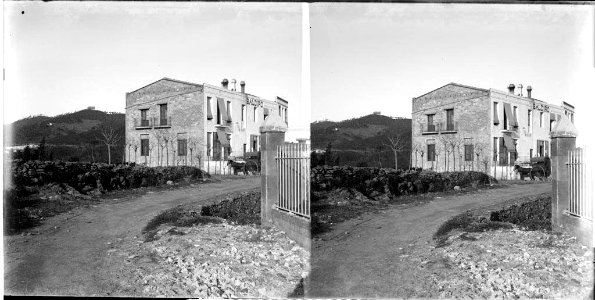 Entrada a l'hostal de Can Baldiró a Vallvidrera